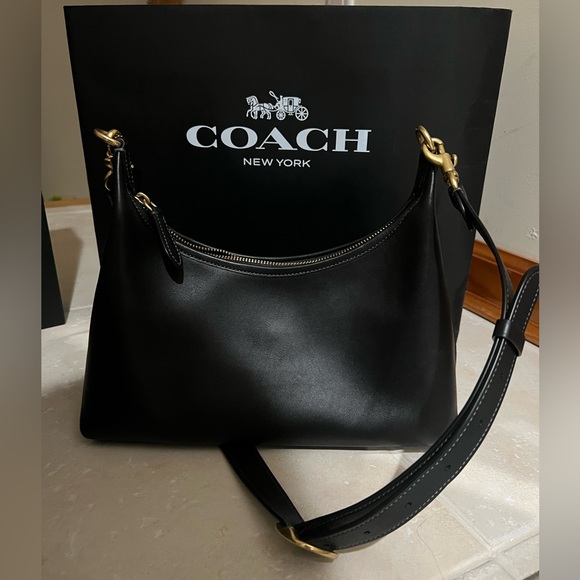 Coach Juliet Shoulder Bag in Black - Picture 3 of 5